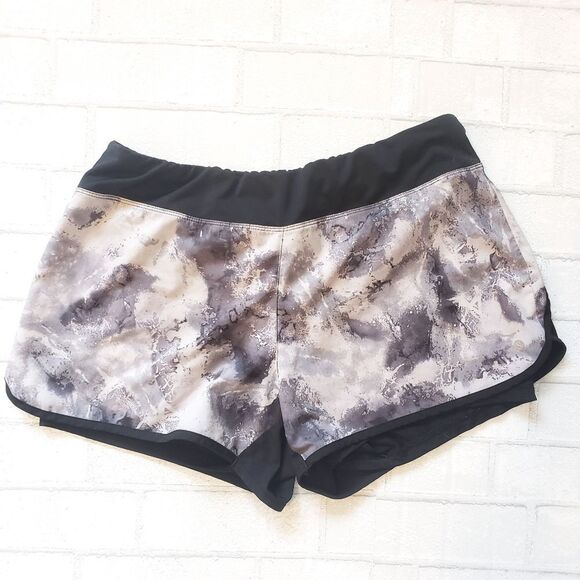 FREE 2 Sport Shorts M/L - Picture 7 of 9